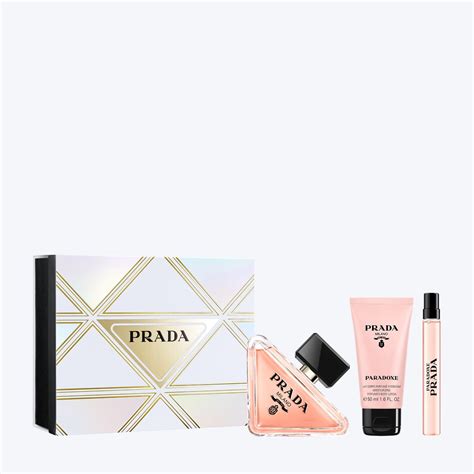 prada paradoxe 30ml gift set.